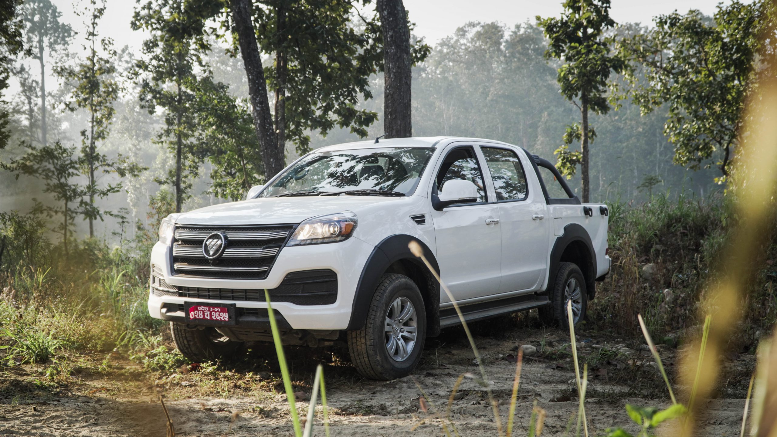 Foton Tunland E Front Angle View