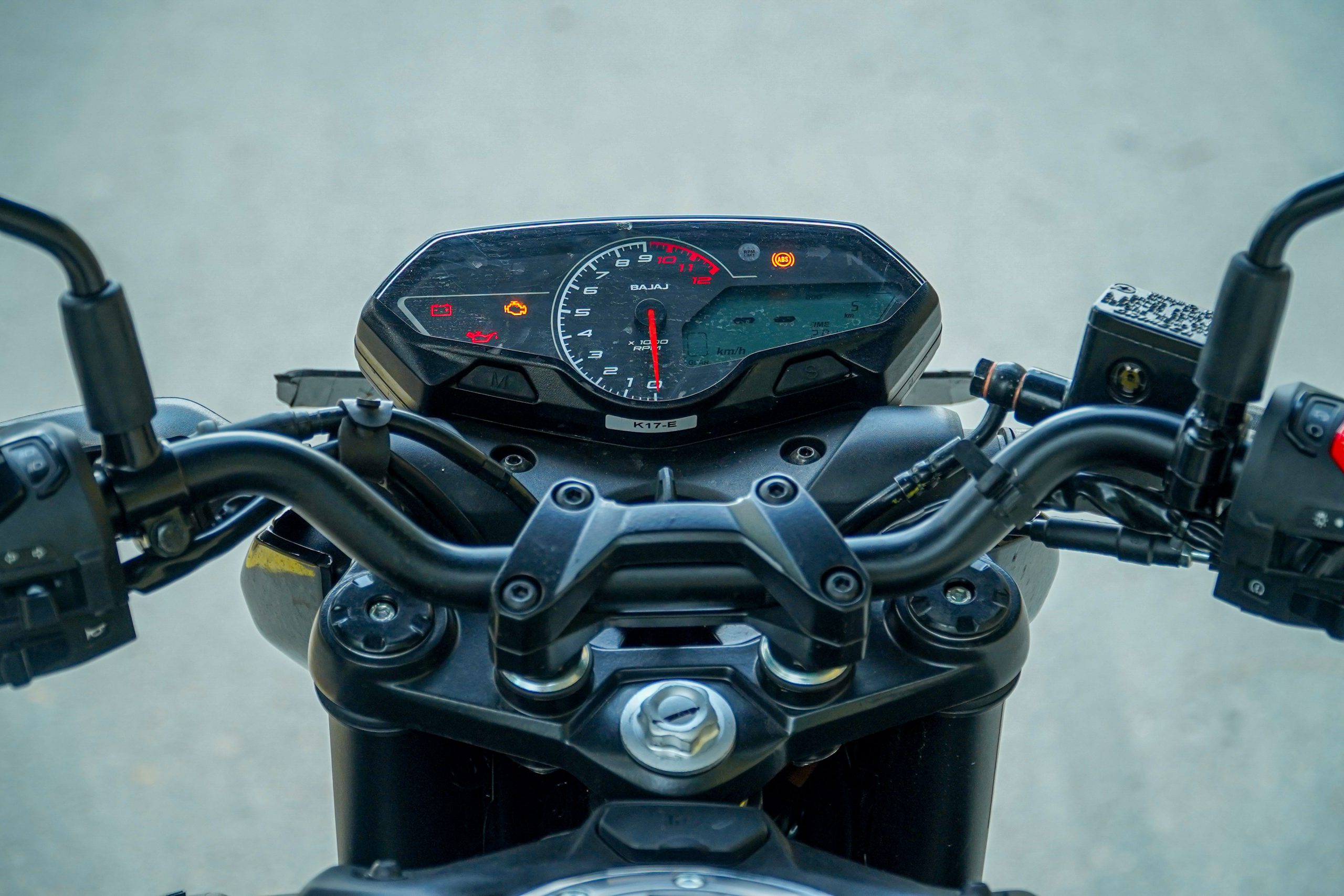 Infinity Display in Bajaj Pulsar N160