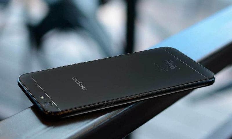 Oppo F3 Black Limited Edition Launched in Nepal for Rs. 31,340 (Updated Price)