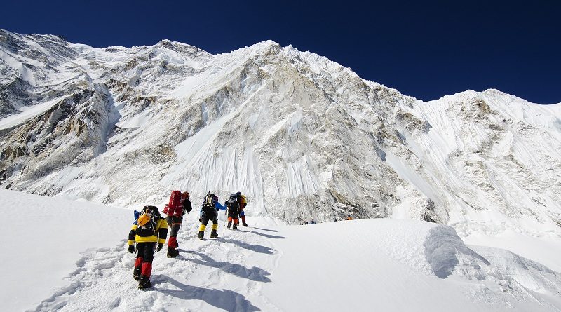 Nepali Dead on Everest after Crypto Currency Stunt