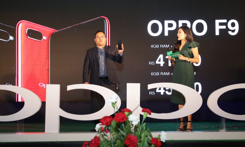 OPPO F9 Launched in Nepal; VOOC Charging, 25MP Selfie Camera