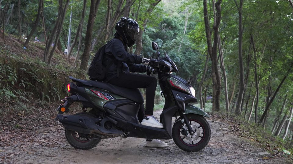 Price of Yamaha Ray ZR 125 FI in Nepal: First Ride Review, Specs!