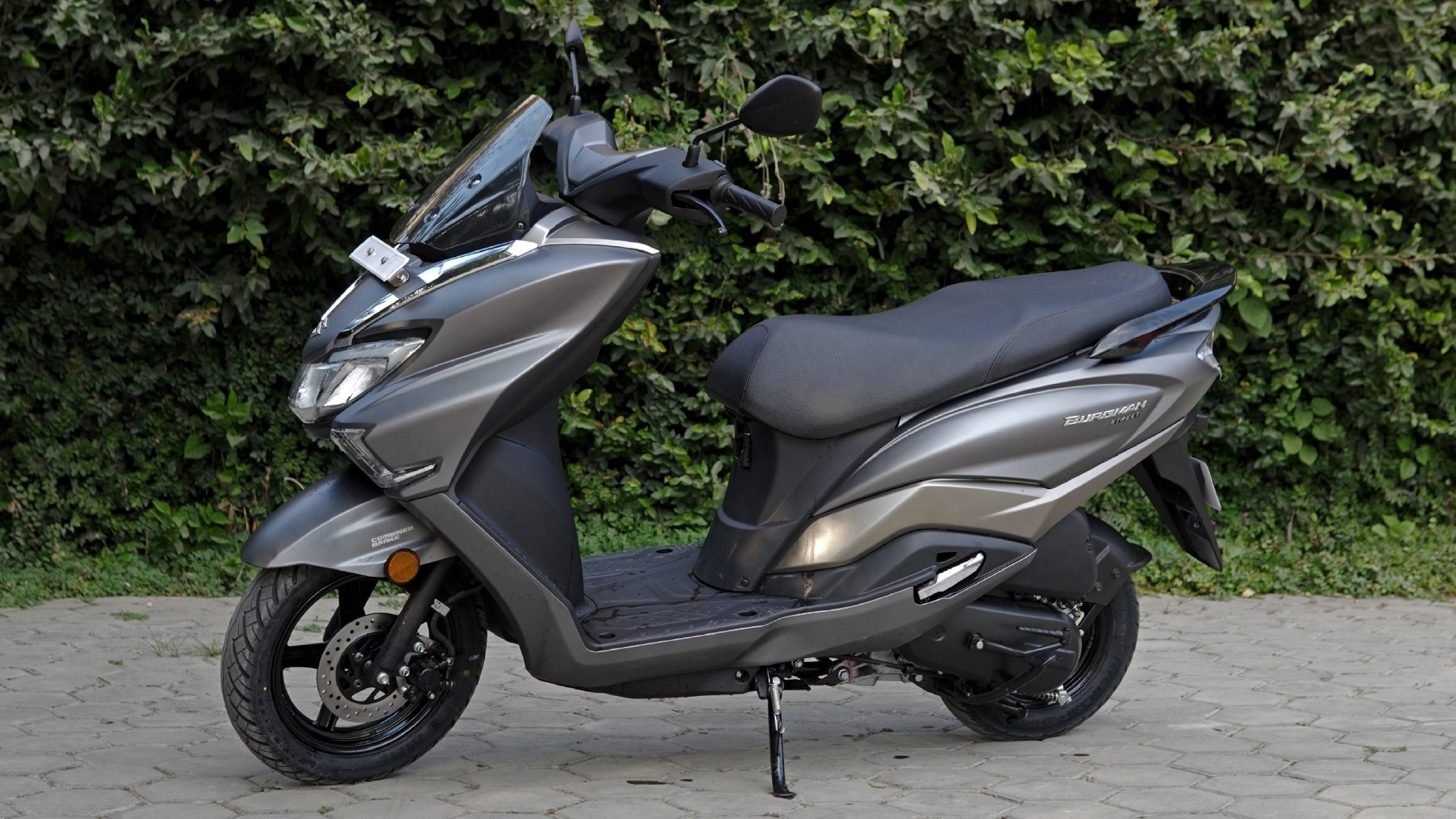 Suzuki Burgman Street 125 Review Offers More Features for