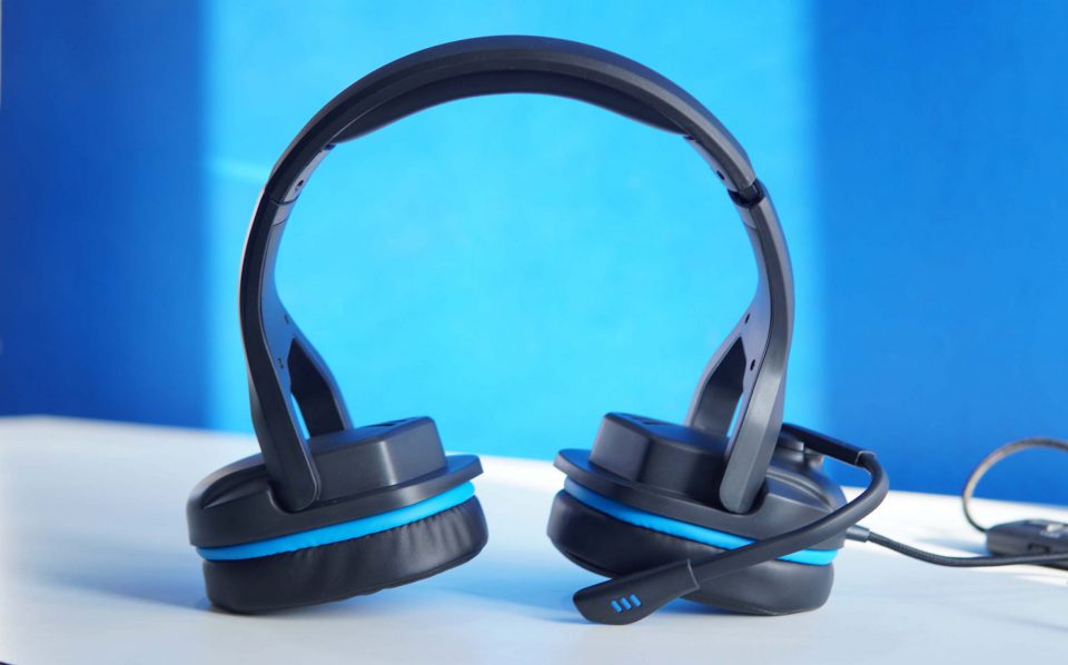 Fantech Valor MH86 Review: A Decent Gaming Headset from Fantech