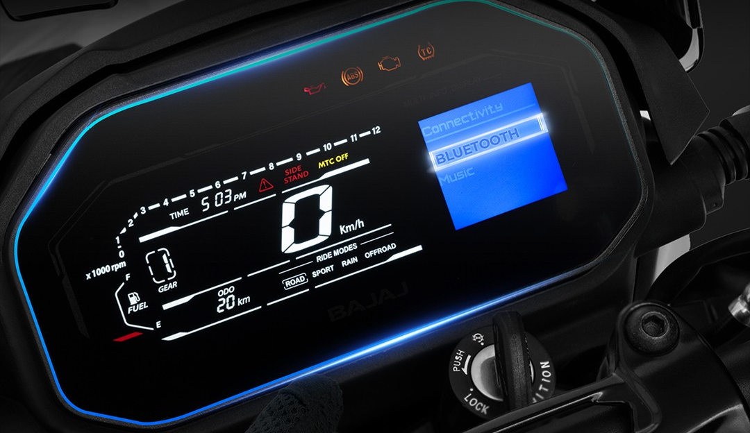 Color LCD Console with Dot Matrix in Bajaj Dominar 400
