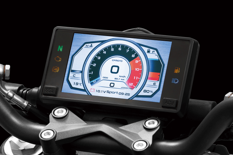 TFT Meter in CFMoto 300NK