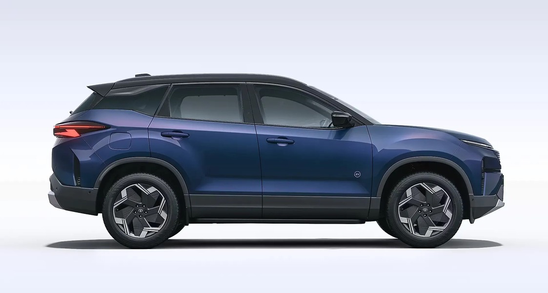Side Styling in Tata Harrier EV