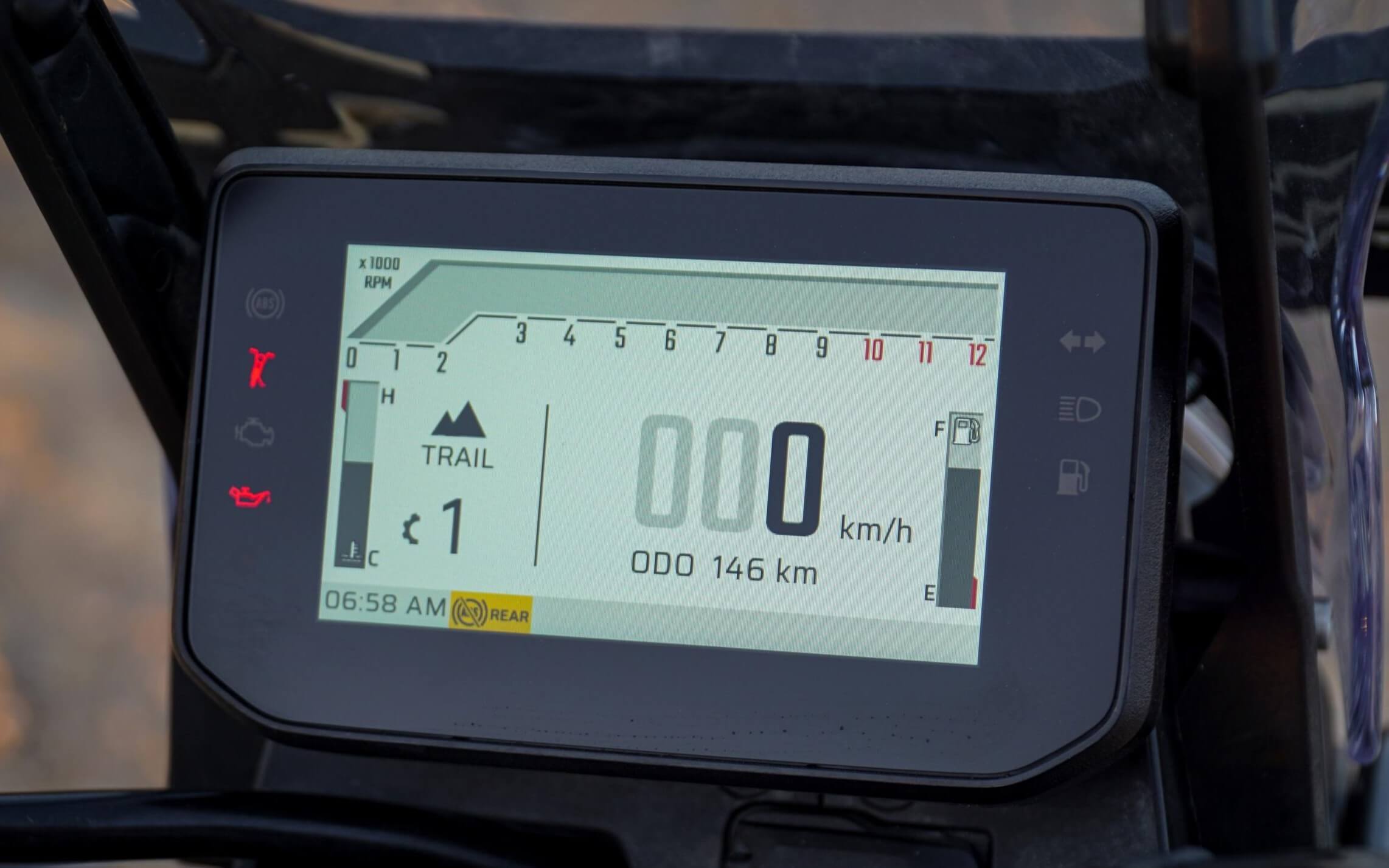 4.2-inch TFT Display in Hero XPulse 210