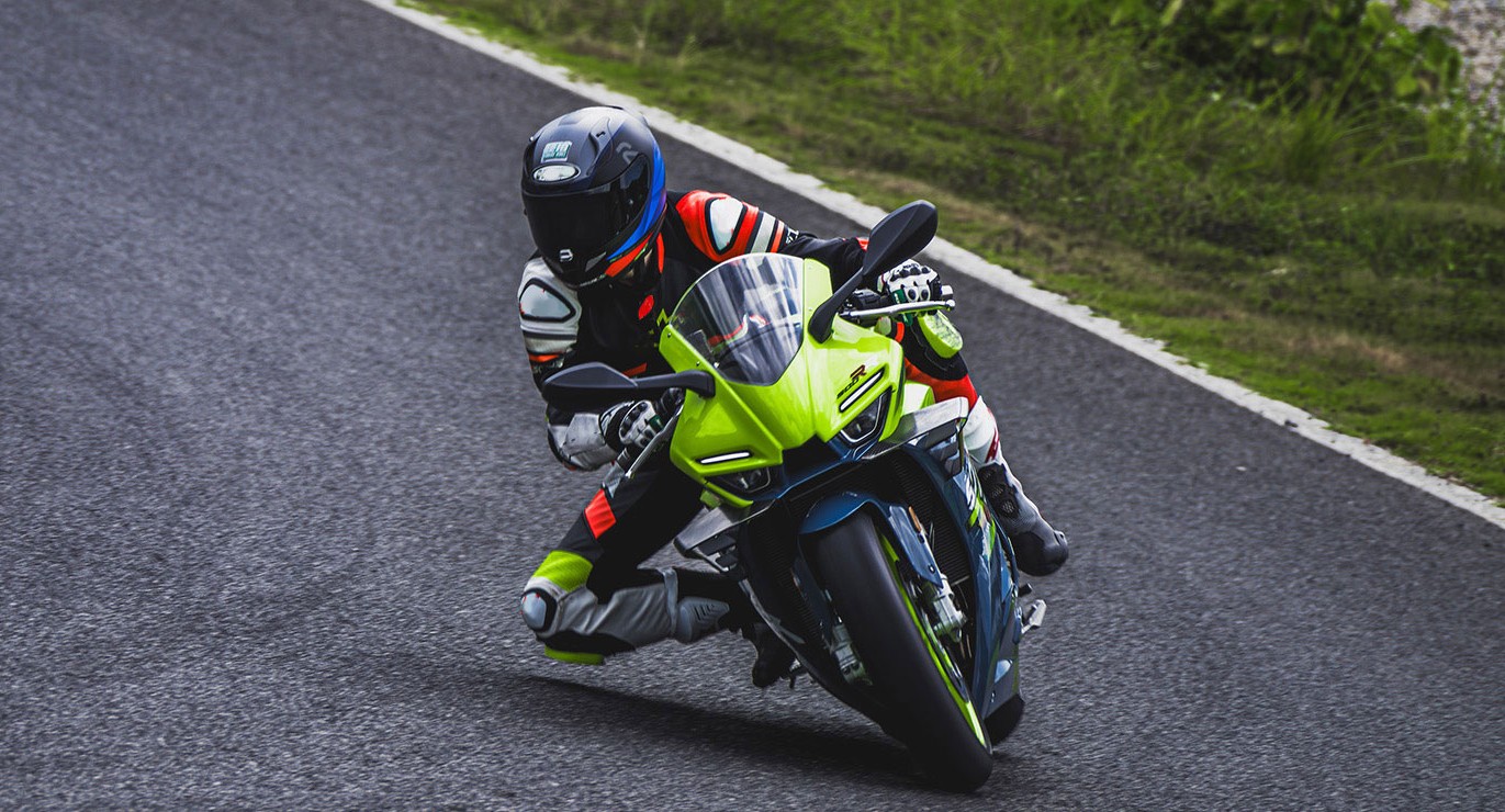 ZX Moto 500RR Now in Nepal: Inline-4 Superbike at an Aggressive Price!