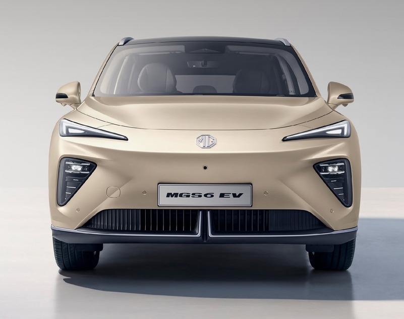 Front Styling in MG S6 EV