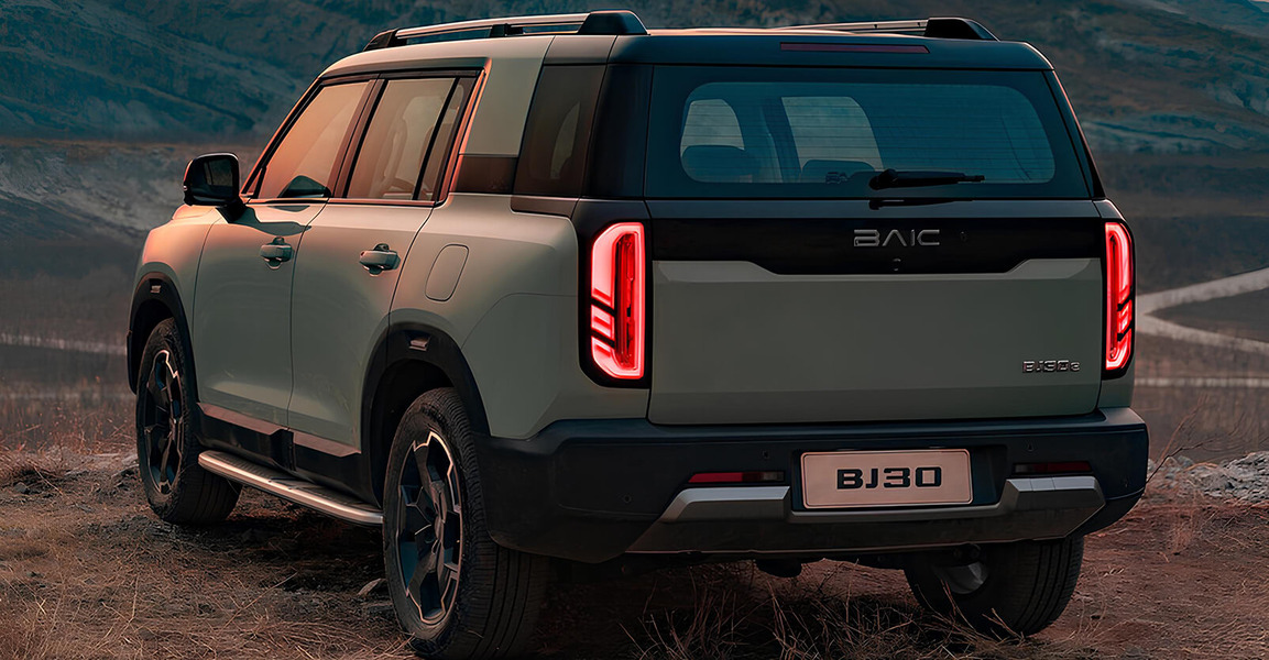 Rear Styling in BAIC BJ30